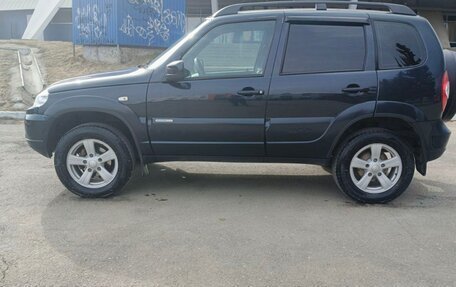 Chevrolet Niva I рестайлинг, 2014 год, 585 000 рублей, 4 фотография