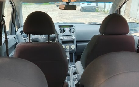 Mitsubishi Colt VI рестайлинг, 2008 год, 550 000 рублей, 25 фотография