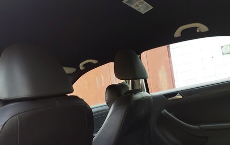 Volkswagen Jetta VI, 2013 год, 850 000 рублей, 5 фотография