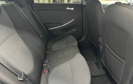 Hyundai Solaris II рестайлинг, 2012 год, 690 000 рублей, 11 фотография