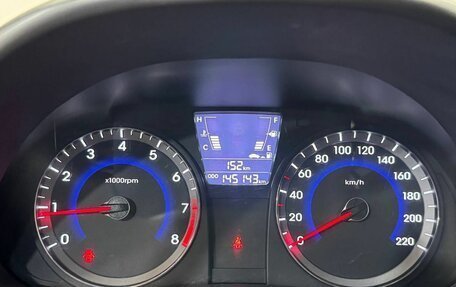Hyundai Solaris II рестайлинг, 2012 год, 690 000 рублей, 12 фотография