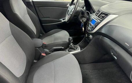 Hyundai Solaris II рестайлинг, 2012 год, 690 000 рублей, 10 фотография