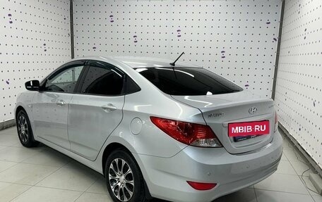 Hyundai Solaris II рестайлинг, 2012 год, 690 000 рублей, 5 фотография
