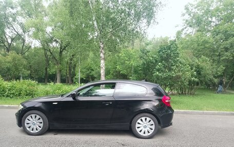 BMW 1 серия, 2010 год, 540 000 рублей, 7 фотография