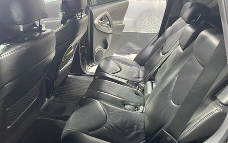 Toyota RAV4, 2011 год, 2 100 000 рублей, 18 фотография