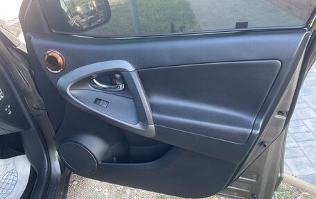 Toyota RAV4, 2011 год, 2 100 000 рублей, 13 фотография