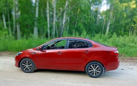 KIA Rio III рестайлинг, 2013 год, 735 000 рублей, 3 фотография