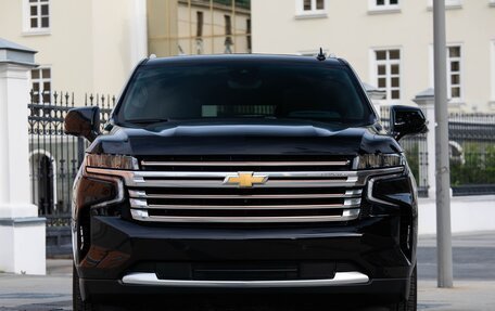 Chevrolet Suburban, 2023 год, 15 500 000 рублей, 2 фотография