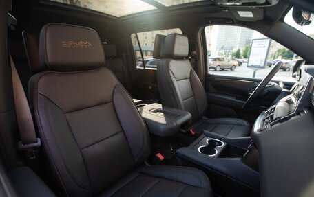 Chevrolet Suburban, 2023 год, 15 500 000 рублей, 10 фотография