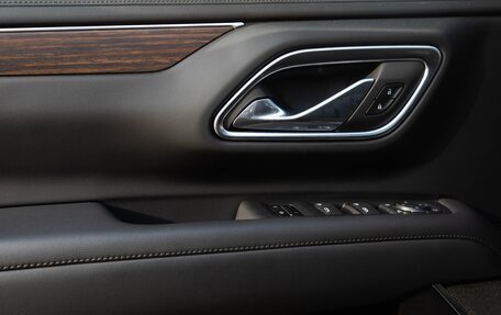Chevrolet Suburban, 2023 год, 15 500 000 рублей, 18 фотография