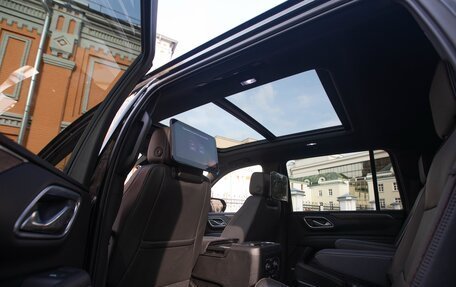 Chevrolet Suburban, 2023 год, 15 500 000 рублей, 25 фотография