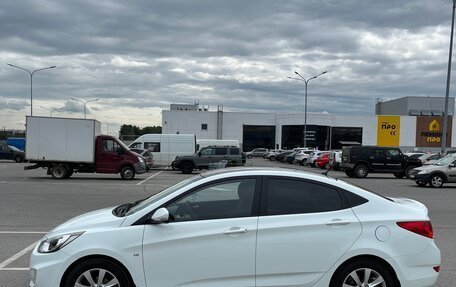 Hyundai Solaris II рестайлинг, 2012 год, 750 000 рублей, 3 фотография