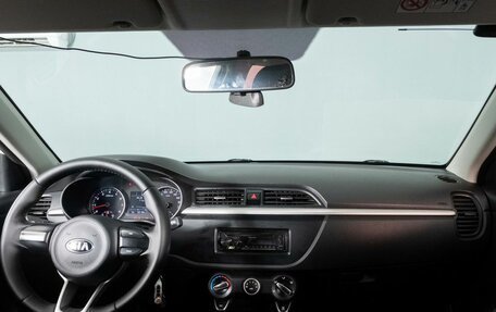 KIA Rio IV, 2018 год, 990 000 рублей, 6 фотография