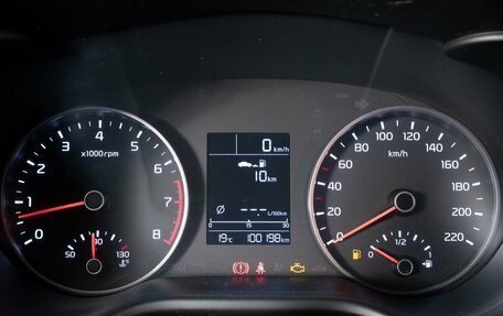 KIA Rio IV, 2018 год, 990 000 рублей, 9 фотография