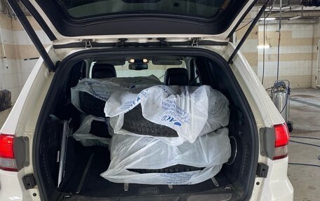 Jeep Grand Cherokee, 2011 год, 1 290 000 рублей, 6 фотография