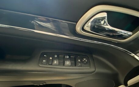 Jeep Grand Cherokee, 2011 год, 1 290 000 рублей, 10 фотография