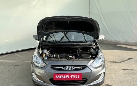 Hyundai Solaris II рестайлинг, 2012 год, 855 000 рублей, 4 фотография