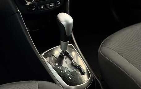 Hyundai Solaris II рестайлинг, 2012 год, 855 000 рублей, 16 фотография