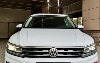 Volkswagen Tiguan II, 2018 год, 3 100 000 рублей, 1 фотография