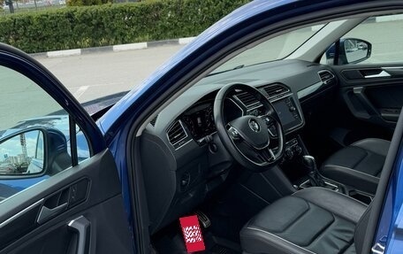Volkswagen Tiguan II, 2018 год, 2 300 000 рублей, 8 фотография
