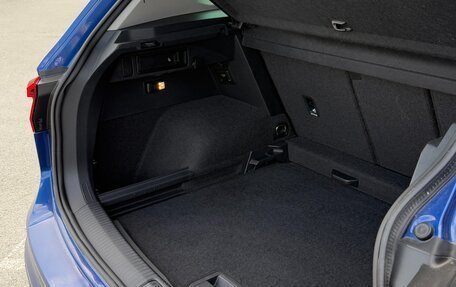 Volkswagen Tiguan II, 2018 год, 2 300 000 рублей, 29 фотография