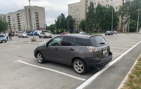 Toyota Matrix, 2005 год, 550 000 рублей, 4 фотография