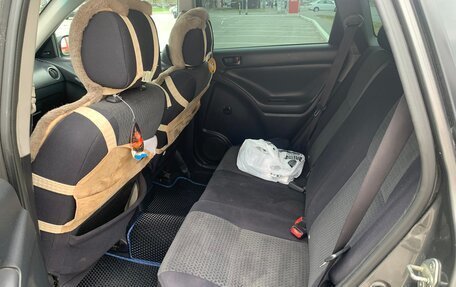 Toyota Matrix, 2005 год, 550 000 рублей, 10 фотография
