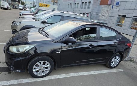 Hyundai Solaris II рестайлинг, 2012 год, 750 000 рублей, 2 фотография