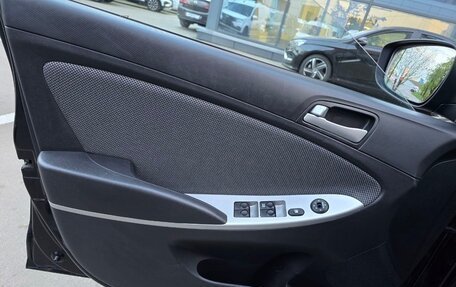 Hyundai Solaris II рестайлинг, 2012 год, 750 000 рублей, 17 фотография
