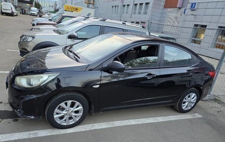 Hyundai Solaris II рестайлинг, 2012 год, 750 000 рублей, 18 фотография