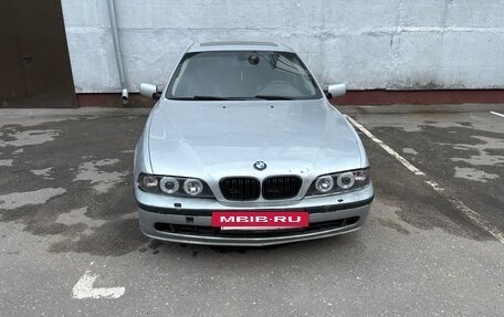 BMW 5 серия, 2000 год, 650 000 рублей, 2 фотография