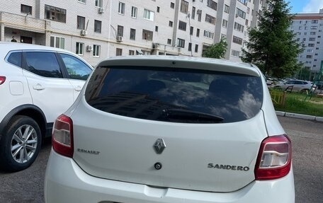 Renault Sandero II рестайлинг, 2016 год, 370 000 рублей, 4 фотография