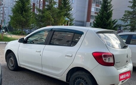Renault Sandero II рестайлинг, 2016 год, 370 000 рублей, 3 фотография