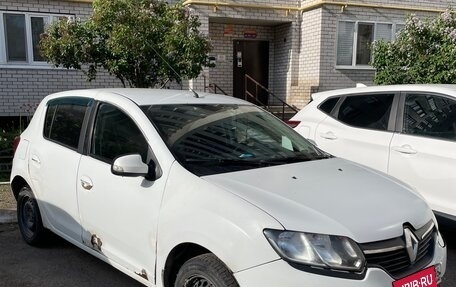 Renault Sandero II рестайлинг, 2016 год, 370 000 рублей, 2 фотография