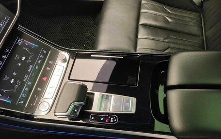Audi A8, 2019 год, 5 490 000 рублей, 25 фотография