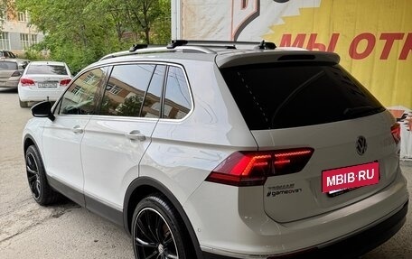 Volkswagen Tiguan II, 2018 год, 3 100 000 рублей, 5 фотография