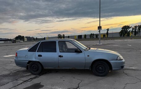 Daewoo Nexia I рестайлинг, 2010 год, 140 000 рублей, 3 фотография