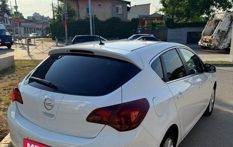 Opel Astra J, 2011 год, 790 000 рублей, 4 фотография