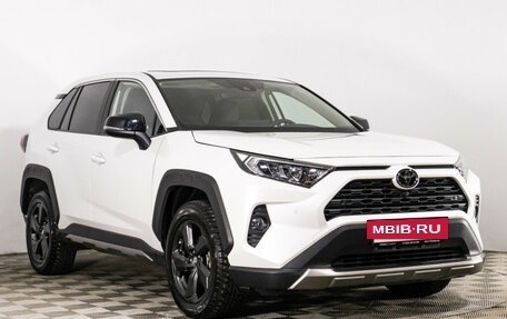 Toyota RAV4, 2022 год, 4 200 000 рублей, 3 фотография