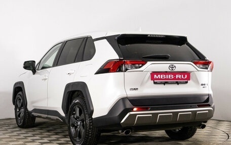 Toyota RAV4, 2022 год, 4 200 000 рублей, 7 фотография