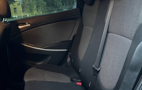 Hyundai Solaris II рестайлинг, 2013 год, 730 000 рублей, 8 фотография