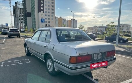 Toyota Crown, 1992 год, 1 000 000 рублей, 6 фотография