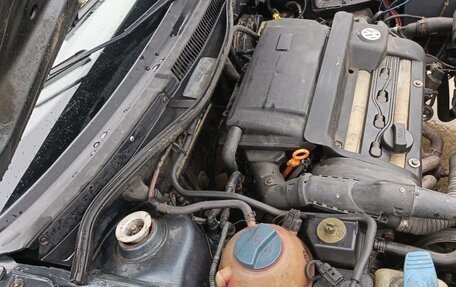 Volkswagen Golf IV, 2000 год, 310 000 рублей, 17 фотография
