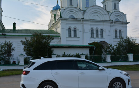 KIA cee'd III, 2021 год, 1 600 000 рублей, 2 фотография