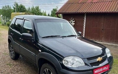 Chevrolet Niva I рестайлинг, 2019 год, 750 000 рублей, 1 фотография