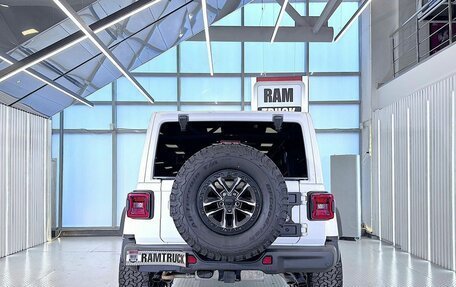 Jeep Wrangler, 2024 год, 15 199 999 рублей, 9 фотография
