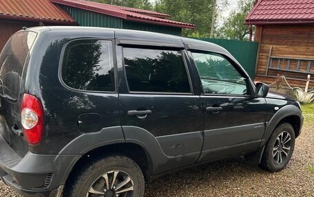 Chevrolet Niva I рестайлинг, 2019 год, 750 000 рублей, 2 фотография