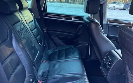 Volkswagen Touareg III, 2013 год, 2 500 000 рублей, 11 фотография