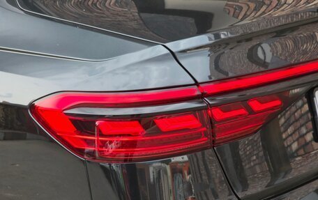 Audi A8, 2018 год, 4 800 000 рублей, 11 фотография