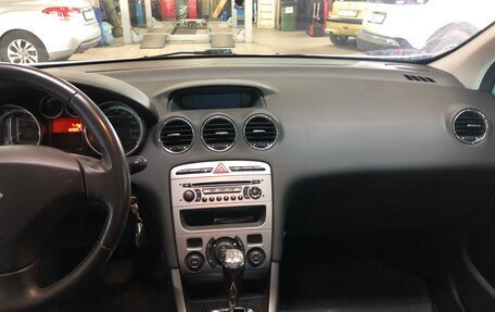 Peugeot 308 II, 2011 год, 750 000 рублей, 11 фотография